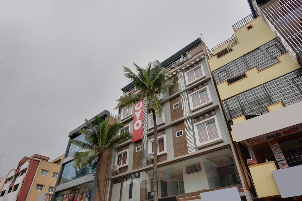 Hotel O Sri Sai Guru Comforts Yelahanka Екстер'єр фото